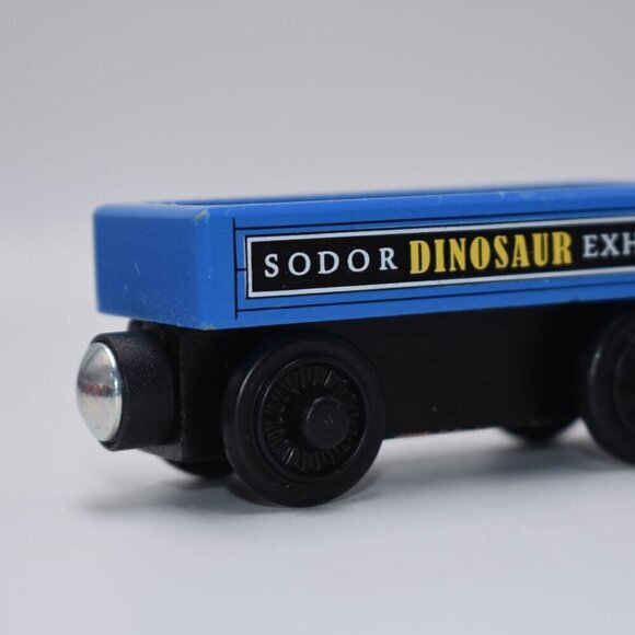 Thomas and Friends Sodor Dinosaur Exhibit Wooden Railway Train Car 2012 - Picture 2 of 7